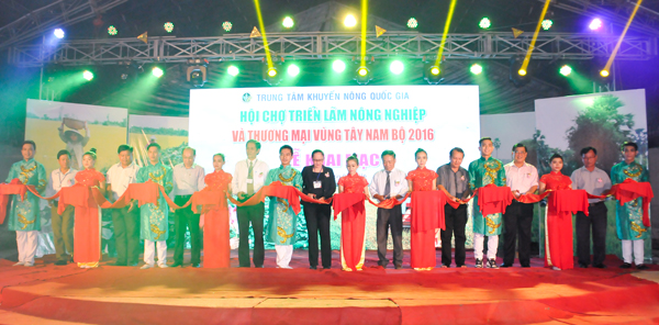 Đồng Tháp: Hội chợ, triển lãm Nông nghiệp và Thương mại vùng Tây Nam bộ 2016 Đồng Tháp: Hội chợ, triển lãm Nông nghiệp và Thương mại vùng Tây Nam bộ 2016